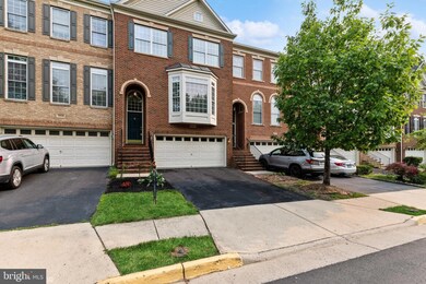 25840 Commons Square, Chantilly, VA 20152 - photo 2