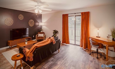 6612 Willow Pointe NW unit E, Huntsville, AL 35806 - photo 3