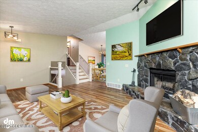 04-Living Room-DW-3765-Edit