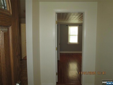 304 S Broad St, Ridgewood, NJ 07450 - photo 4