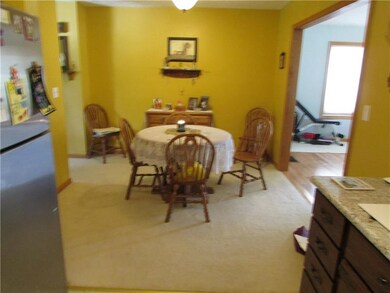 Dining area off kitchen