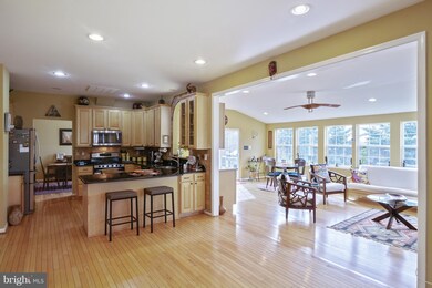 5367 Dunteachin Dr, Ellicott City, MD 21043 - photo 7