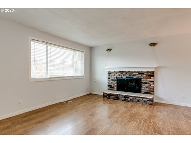 1685 Long Island Dr, Eugene, OR 97401 - photo 5