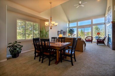 Great Rm with large dining area