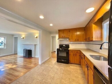 40 Beach St, Woburn, MA 01801 - photo 5