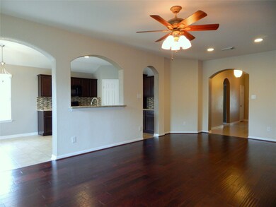2611 Camden Park Dr, Conroe, TX 77385 - photo 3