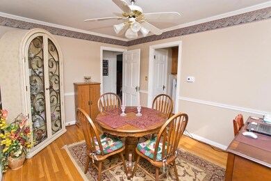 DiningRoom-1