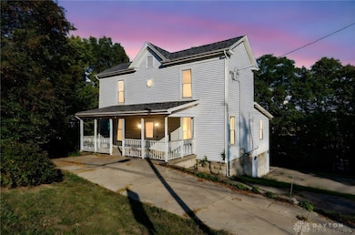 196 S 3rd St, Waynesville, OH 45068 - photo 4