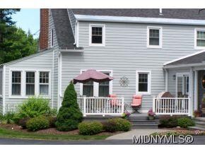 Rear Deck Off Kitchen