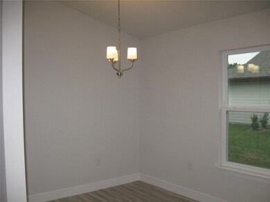 798 SW Rosemary Dr, Lake City, FL 32024 - photo 2