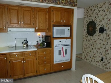 210 Dorset Way, Chalfont, PA 18914 - photo 5