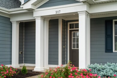 217 Windsor Dr, Fishersville, VA 22939 - photo 3