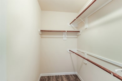 6130 Peaceful Ridge Dr, Houston, TX 77048 - photo 7