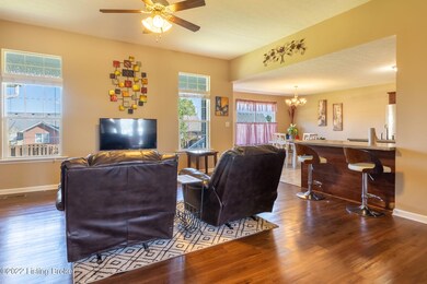 10005 Crooked Oak Way