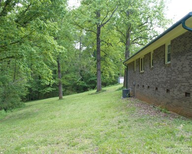 110 Sleepy Ln, Shelby, NC 28152 - photo 7