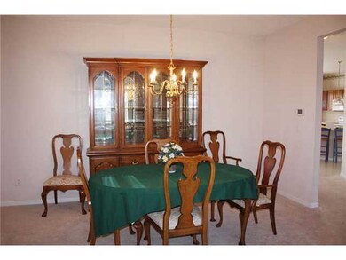 6471 Gossamer Ct, Westerville, OH 43081 - photo 7