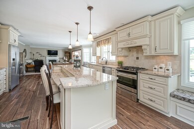 1218 Royal Ln, West Deptford, NJ 08086 - photo 3