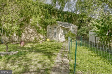 8721 Eddington Rd, Parkville, MD 21234 - photo 6