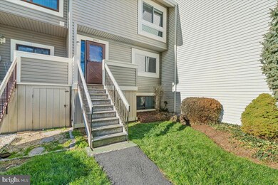 8613 Sacramento Dr, Alexandria, VA 22309 - photo 2