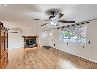 1350 N Manzanita St, Canby, OR 97013 - photo 6