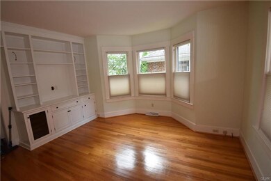 522 Raub St, Easton, PA 18042 - photo 3