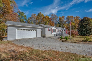 366 Sunrise Ridge Dr, Hendersonville, NC 28792 - photo 4