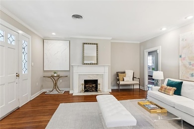 Make this room comfortable and welcoming.