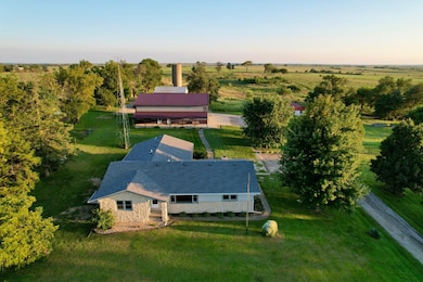 1469 Rd 30, Madison, KS 66860 - photo 7