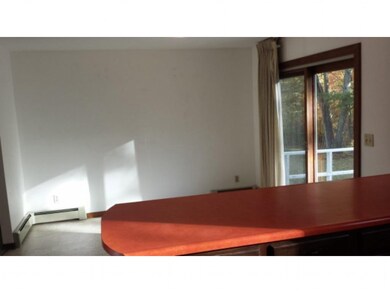 18 Briar Ln, Essex Junction, VT 05452 - photo 3