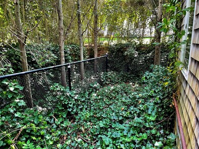 Exterior_Back