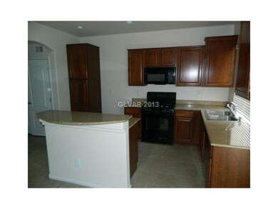Kitchen. BREAKFAST BAR - ISLAND IN THIS SUNNY KITC