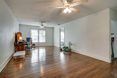 2001 Liberty St, Bonham, TX 75418 - photo 4