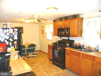 733 Valley Green Ave, Woodbury, NJ 08096 - photo 6