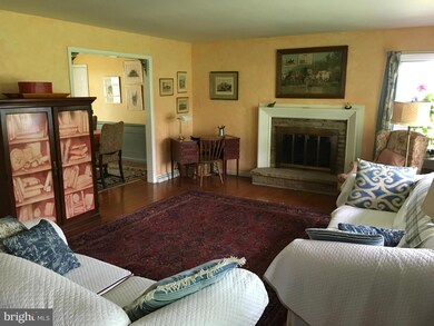 13233 Glendale Dr, Hagerstown, MD 21742 - photo 4