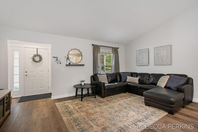 20-web-or-mls-3136 Roberts Way Holland-2