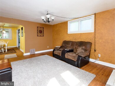 22 W Lynbrook Rd, Darby, PA 19023 - photo 6