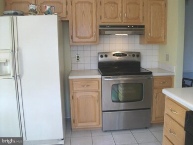 30 Doncaster Ct, Cherry Hill, NJ 08003 - photo 3