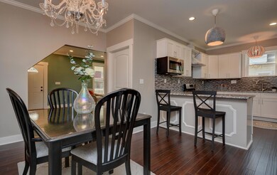 Dining Room (2)