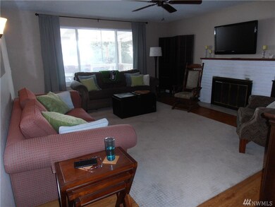 626 13th St NE, East Wenatchee, WA 98802 - photo 3