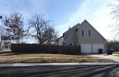 15103 W 83rd Terrace, Lenexa, KS 66219 - photo 2