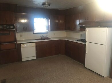 315 S Adams St, Hugoton, KS 67951 - photo 6