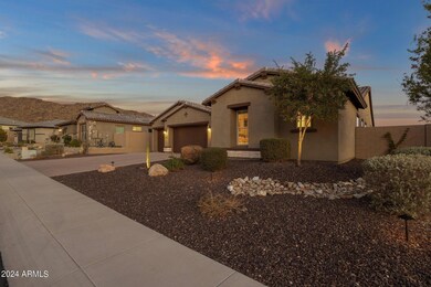 Welcome to 3611 W Hiddenview Dr.