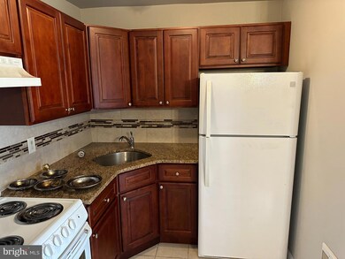 6141 1/2 Old York Rd unit 2, Philadelphia, PA 19141 - photo 6