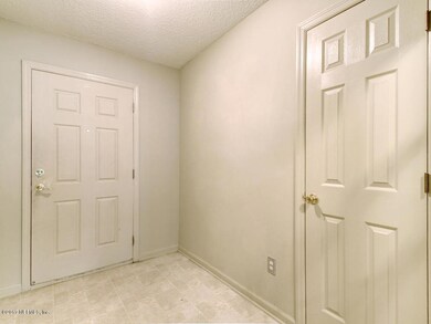 11486 Spring Board Dr, Jacksonville, FL 32218 - photo 6