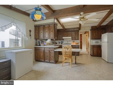 56 W Fairview St, Mohnton, PA 19540 - photo 3