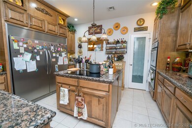 12223 S 141st St E, Gore, OK 74435 - photo 5