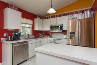 6501 Arton St-17