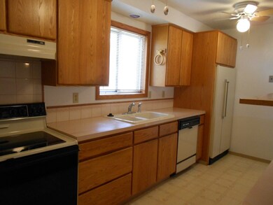 2329 36th Ave, Longview, WA 98632 - photo 4