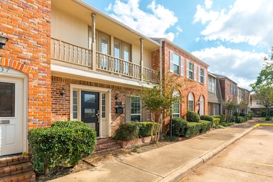 6339 Del Monte Dr unit 95, Houston, TX 77057 - photo 2