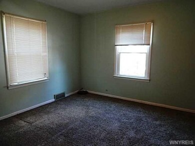 Bedroom 1st Fl Bedroom